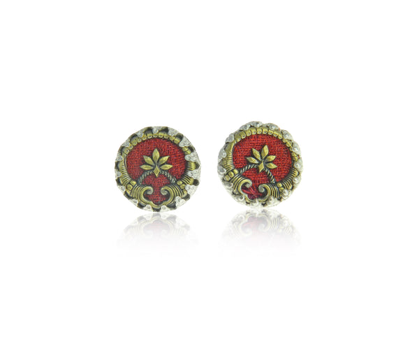Maple leaf stud earrings
