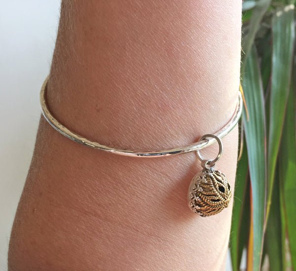 Star filigree bangle