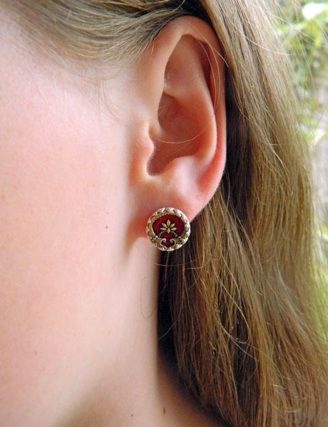 Maple leaf stud earrings